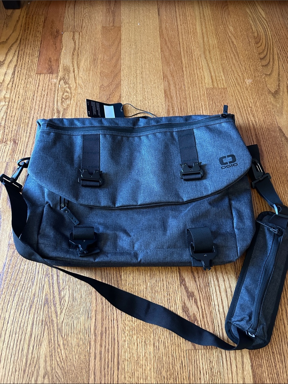 OGIO Charcoal Gray Men’s Messenger Bag with Adjustable Strap